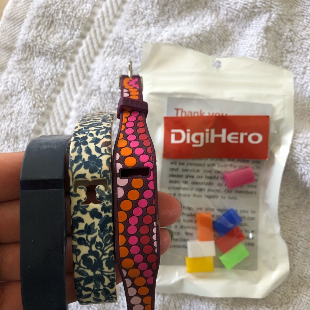 Fitbit Flex Bands with strap holders